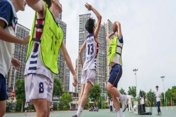 福冈软银鹰太平洋联盟争冠 柳田悠岐打击状态与打线关键走向解析